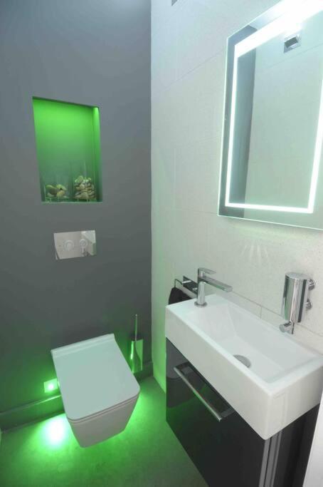 Four Bedroom Modern Victorian Wandsworth House Londyn Zewnętrze zdjęcie